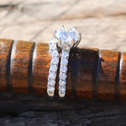 Amore 14KX1 White Gold & Diamond Solitaire Wedding Ring