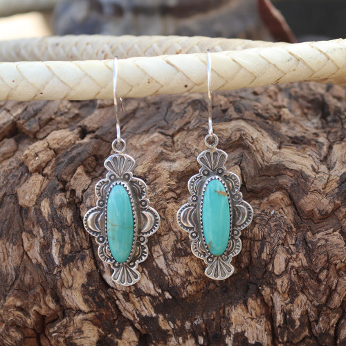 Washo Scalloped Edge Earrings Washo Scalloped Edge Earrings