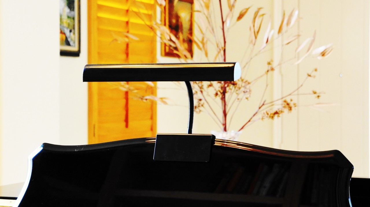 Gooseneck Piano Light with LED technology that fits most Steinway