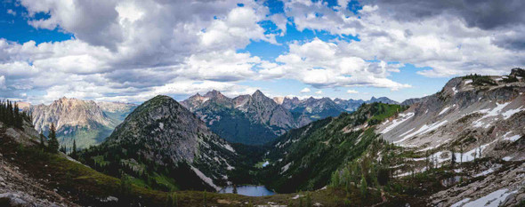 Maple Pass Loop North Cascades National Park by Jonathan Yogerst