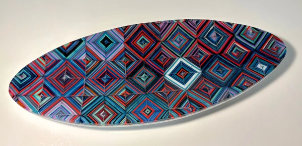 Optik Dish-Purples by Martin Kremer