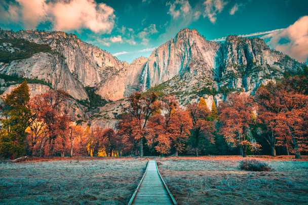 The Valley of Color - Yosemite National Park by Zach Doehler