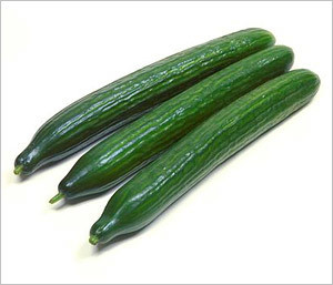 ENGLISH CUCUMBER 3 CT