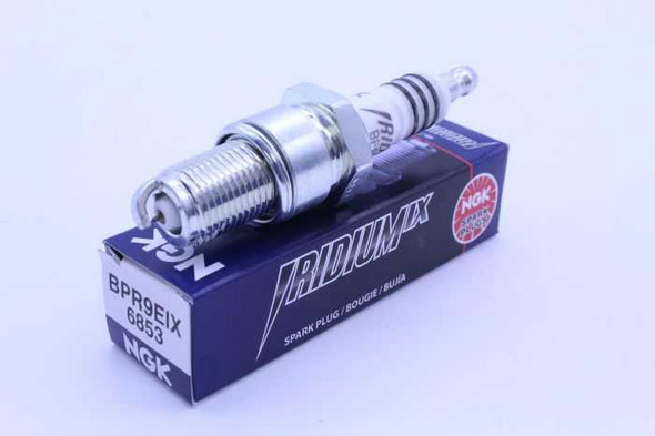 Ngk Ngk 6853 Bpr9Eix Iridium Ix Spark Plug 6853