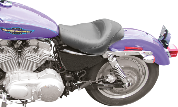 Mustang Solo Seat - No Studs - Xl '04-'21 76159