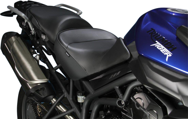 Sargent World Sport Performance Seat - Black - Carbon Fx - Regular - Tiger 800 '11-'18 Ws-617-19