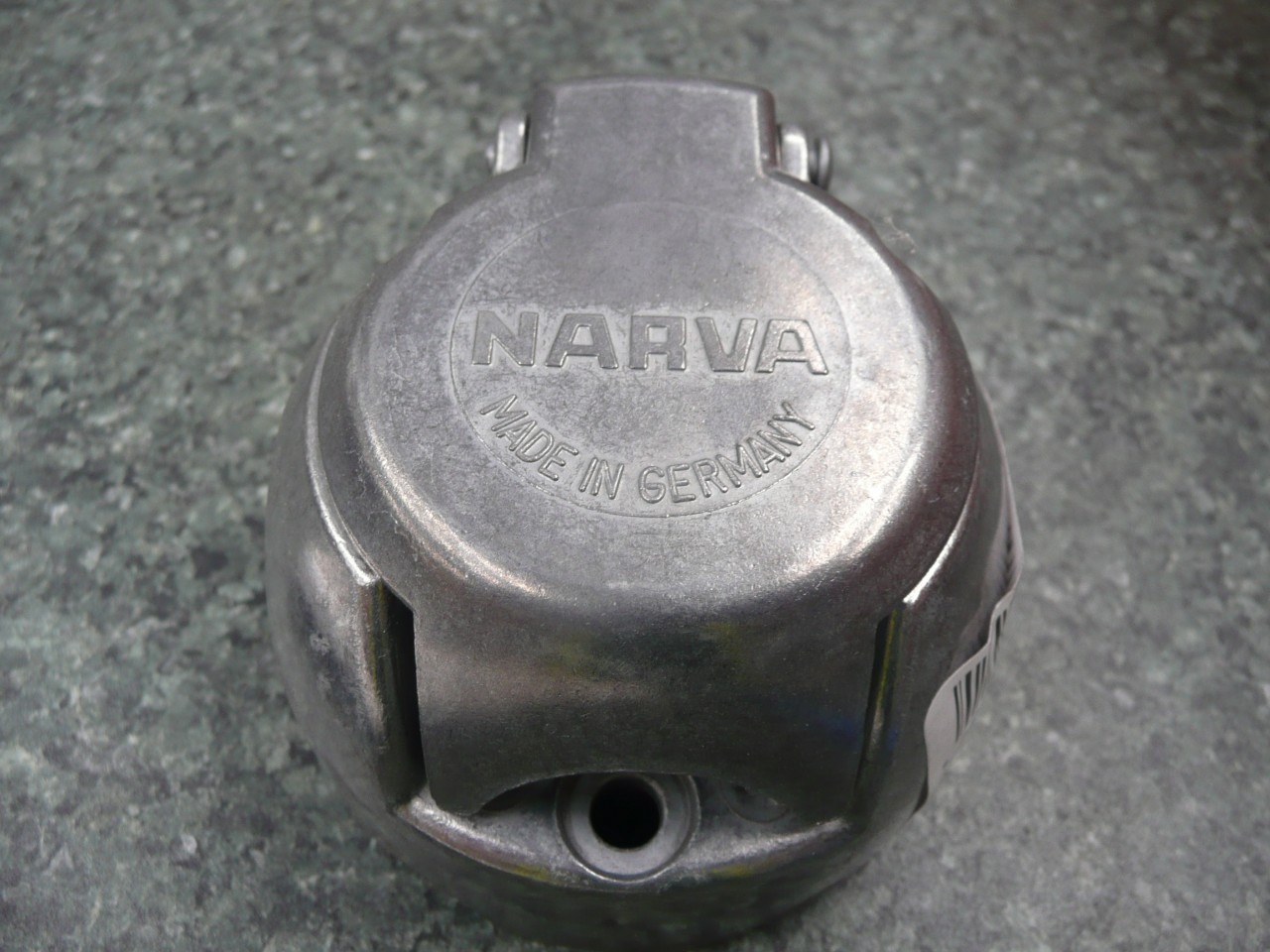 7-Pin Lge Rnd Metal Car Socket | 4901 | Caravan Parts