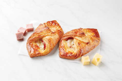 C'est Gourmet Ready to Bake  Ham & Cheese Croissants, 3oz