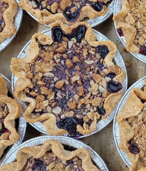 Saxy Chef Tiny Blueberry Pie