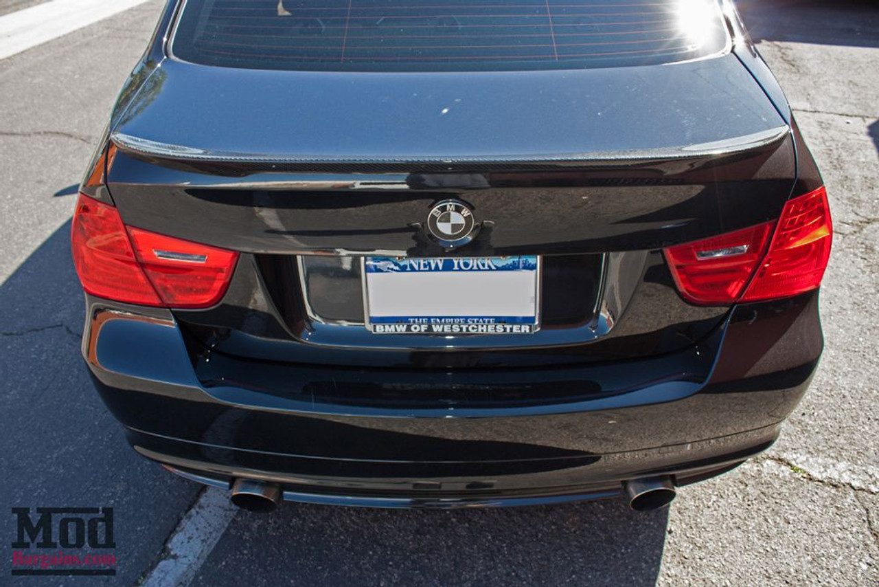 BMW E90 PERFORMANCE STYLE CARBON FIBER TRUNK SPOILER