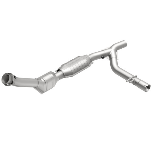 MagnaFlow Conv DF 99-00 Ford Trucks 5.4L 447116