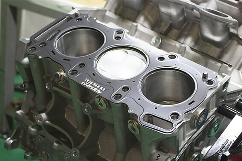 GReddy 09+ Nissan GTR R35 VR38DETT 0.8mm Thick 100mm Bore Metal Head Gaskets (Set of 2)