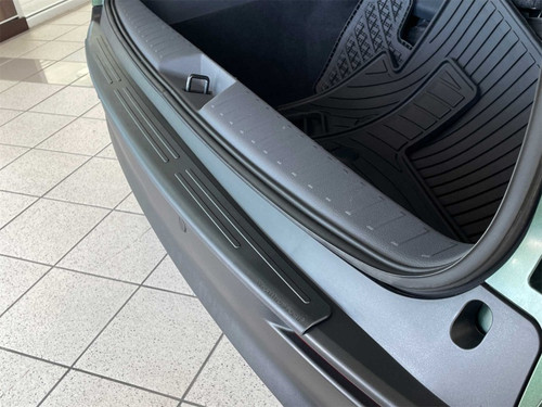 WeatherTech 21-23 Toyota Sienna XL40/Hybrid BumperTopper - Black