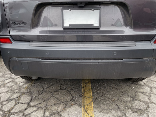 WeatherTech 19-23 Jeep Cherokee KL BumperTopper - Black