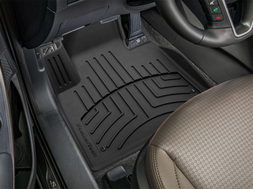 WeatherTech 2019+ Hyundai Santa Fe XL Front FloorLiner HP - Black