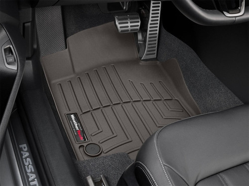 WeatherTech 2020+ Volkswagen Passat Front FloorLiner - Cocoa