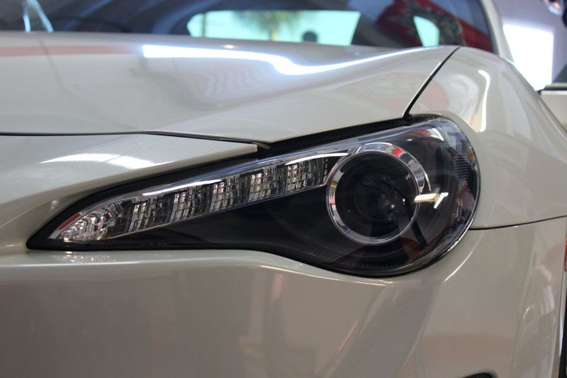 Winjet Headlights for 2013+ Scion FR-S [ZN6] WJ10-0327 | Winjet