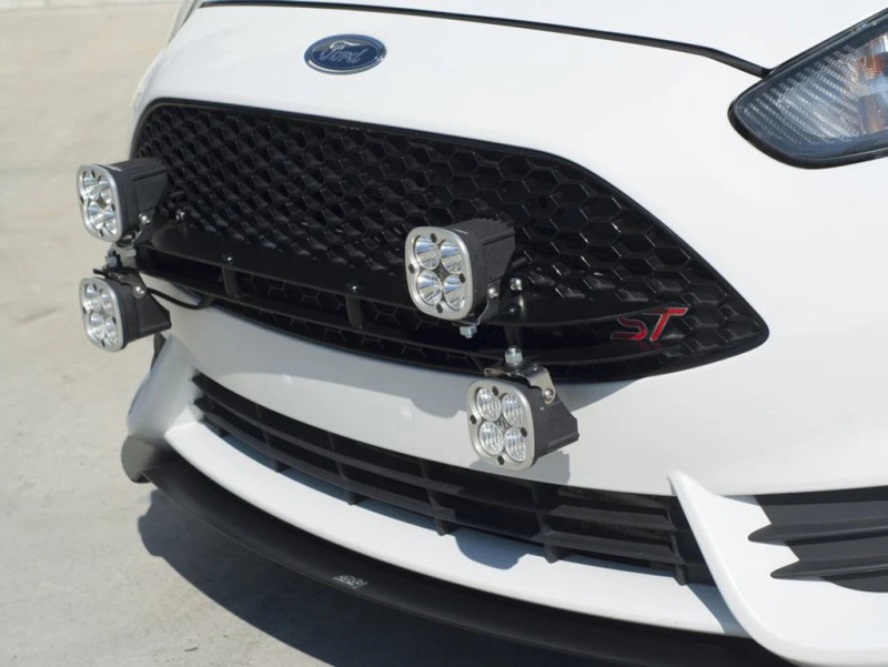 Front Light Plate w/4x Mounts for 2014-19 Ford Fiesta ST [MK 7.5