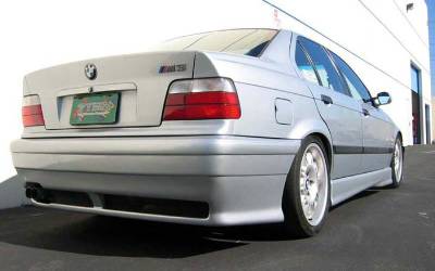 E36 M3C スーパースプリント　リアピース美品 Yahoo!オークション -「e36 スーパースプリント」(マフラー
