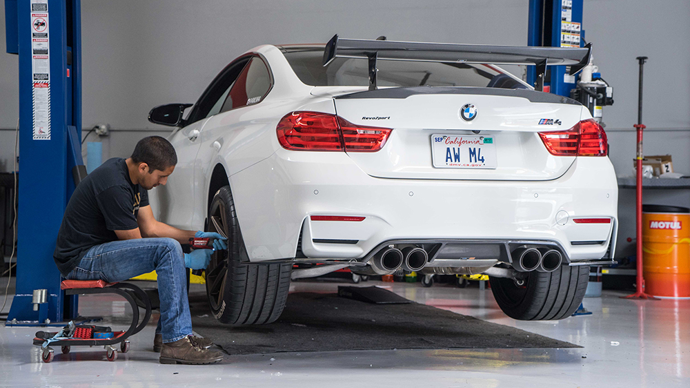 F82 BMW M4 HRE FF04 Wheels