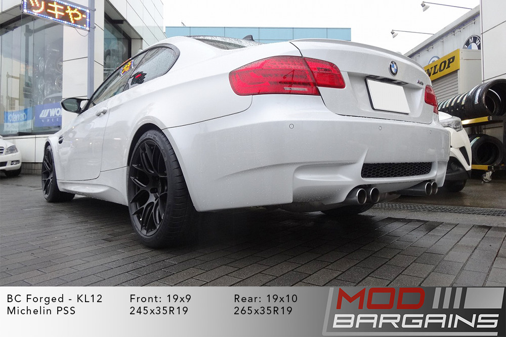 2017+ BMW E92 White BC Forged KL12 Matte Black Wheels