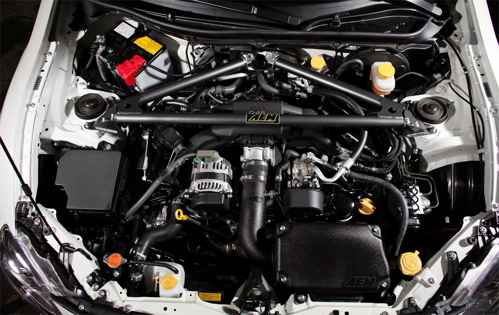 Engine Bay w/ AEM 29-0009 Strut Tower bar Installed