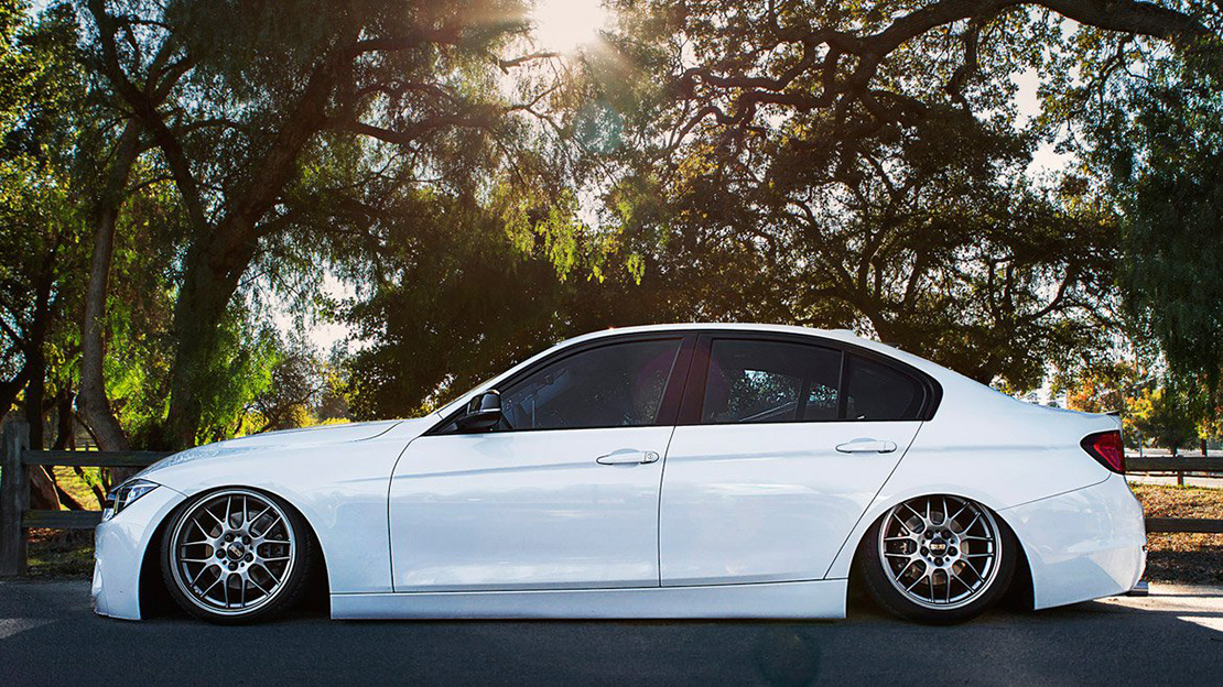 Air Lift Performance Kit Installed on BMW F30 - 78555