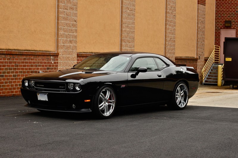 Concept One Wheels RS-55 on Dodge Challenger