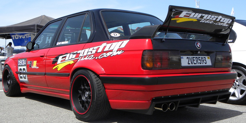 DTM Fiber Werkz BMW E30 Rivet On Fender Flares Mounted View 6