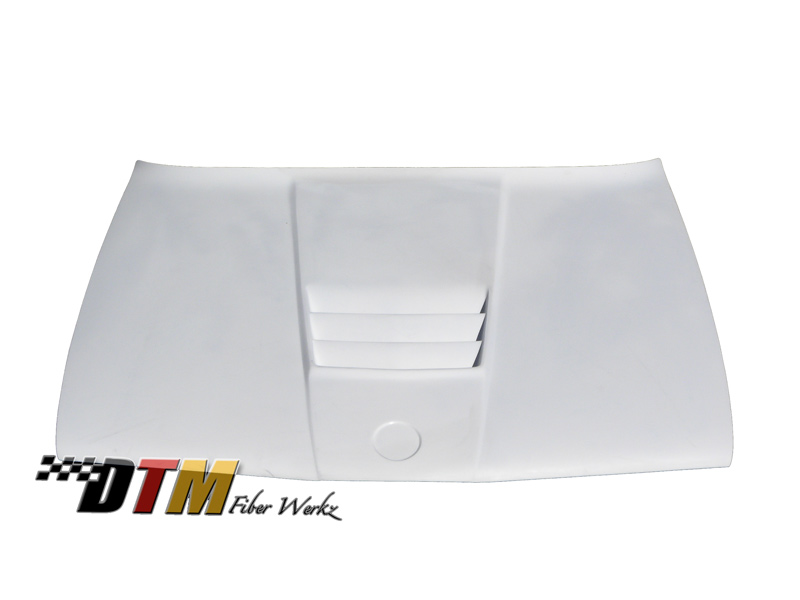 DTM Fiber Werkz BMW E30 M1 Style Vented Hood View 2