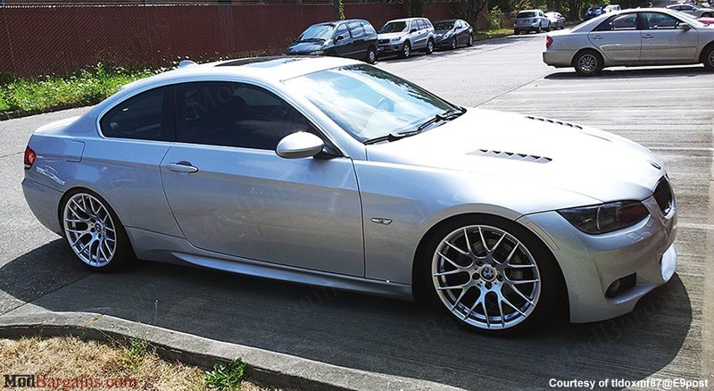 BMW E92 Carbon Fiber Vented Hood