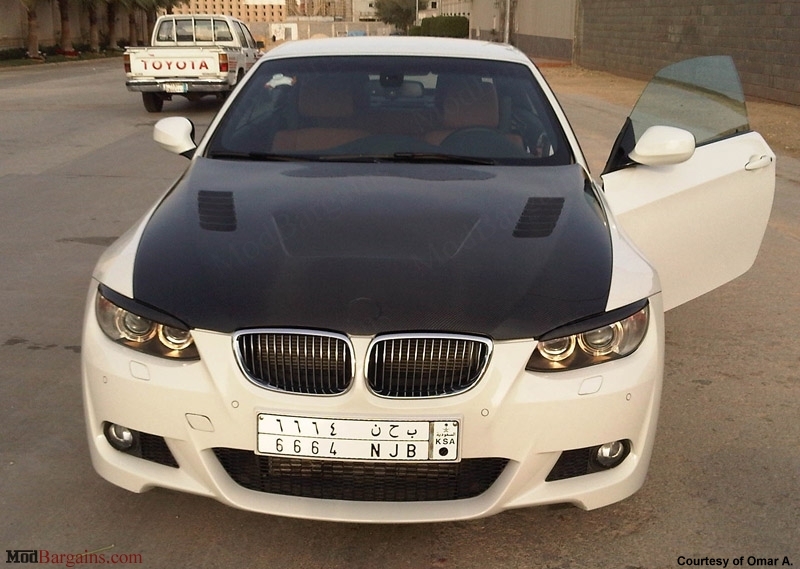 BMW E92 Carbon Fiber Vented Hood