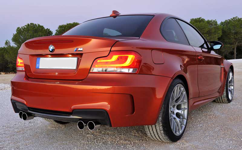 BMW 1M w/ LCI LED Tail Lights