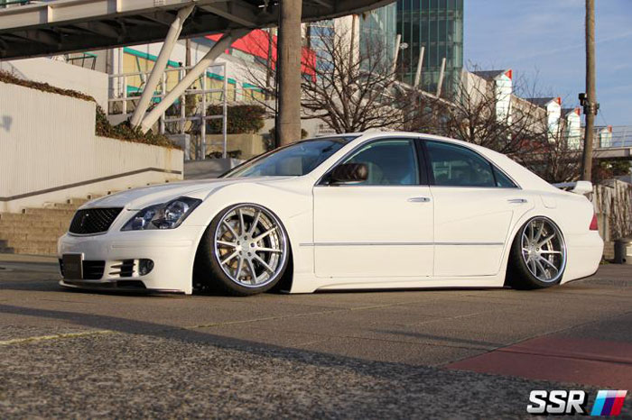 SSR Wheels Executor CV01 Toyota Crown