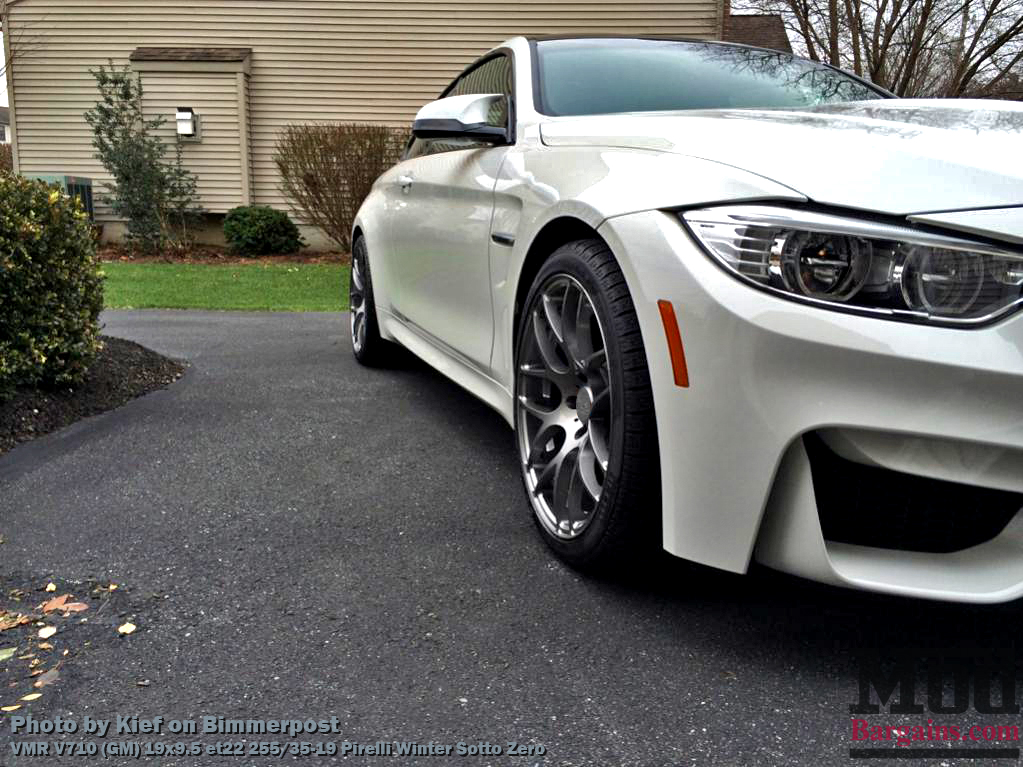 VMR V710 Wheels on BMW M4 F82 Alpine White Gunmetal Wheels