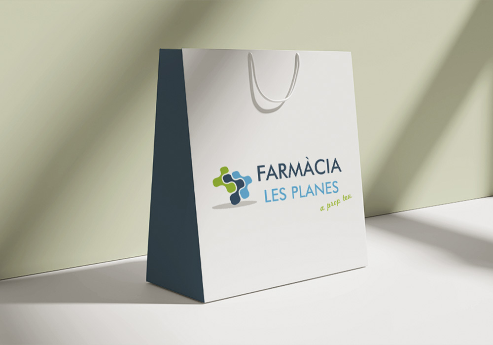 Encargo exprés en Farmacia Les Planes, en Sant Cugat del Valles, Barcelona