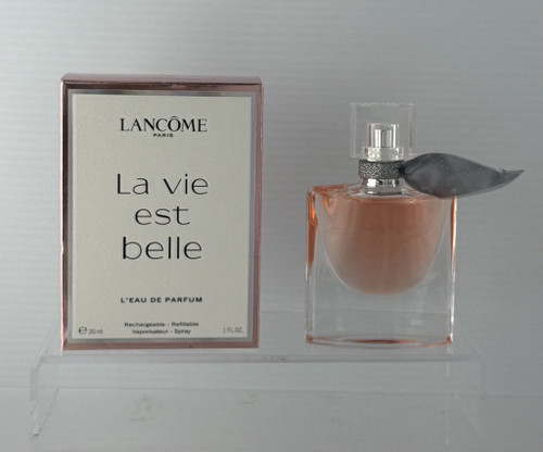 La Vie Est Belle by Lancome, 1 oz L'Eau De Parfum Spray for Women Outlet