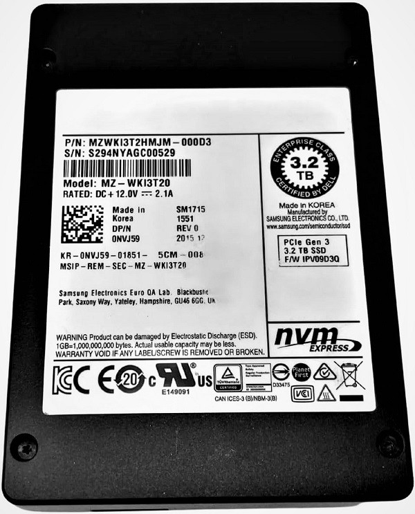 MZ-WKI3T20 - Dell 3.2TB NVMe PCIe 3.0 x4 U.2 2.5" SSD