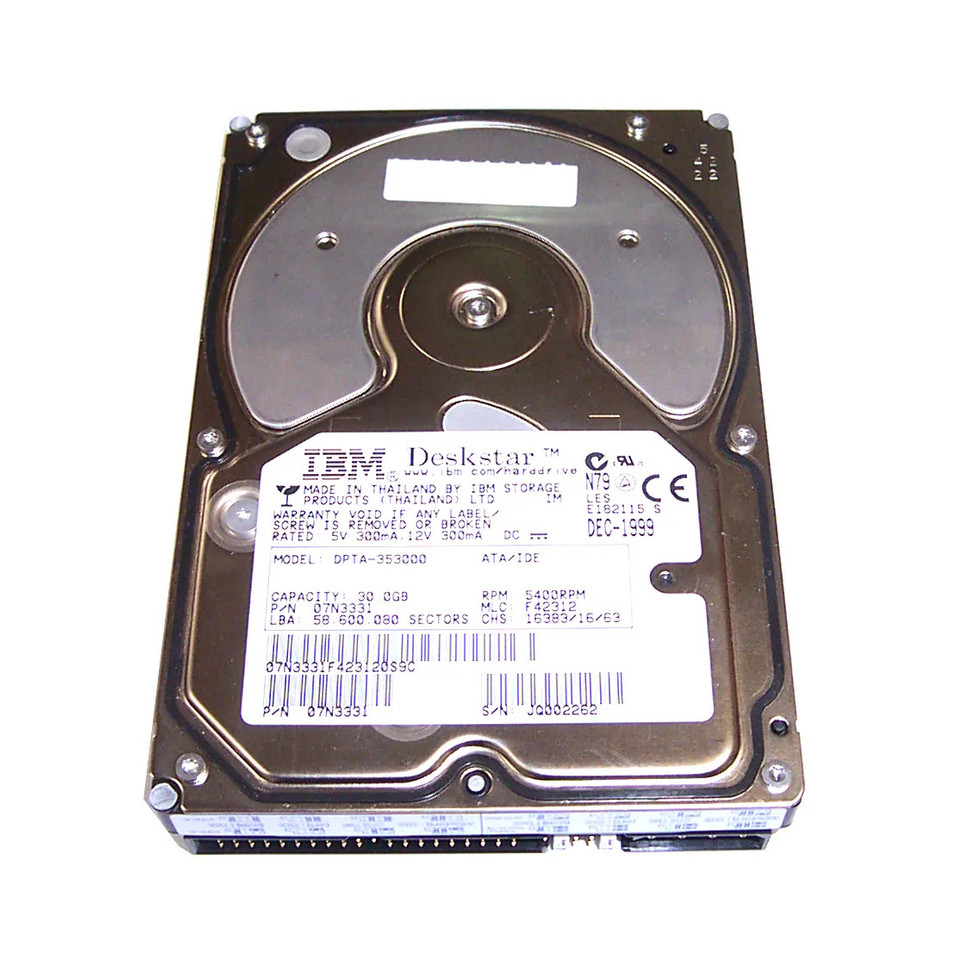 DPTA-353000 - Hitachi 30GB 5400RPM IDE 2MB 3.5" HDD