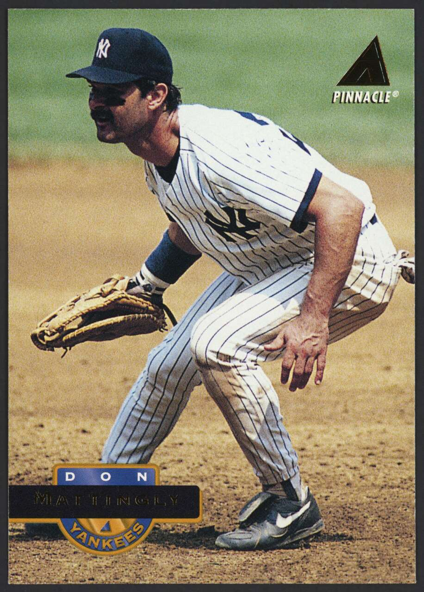 1994 Pinnacle #23 Don Mattingly EX Yankees