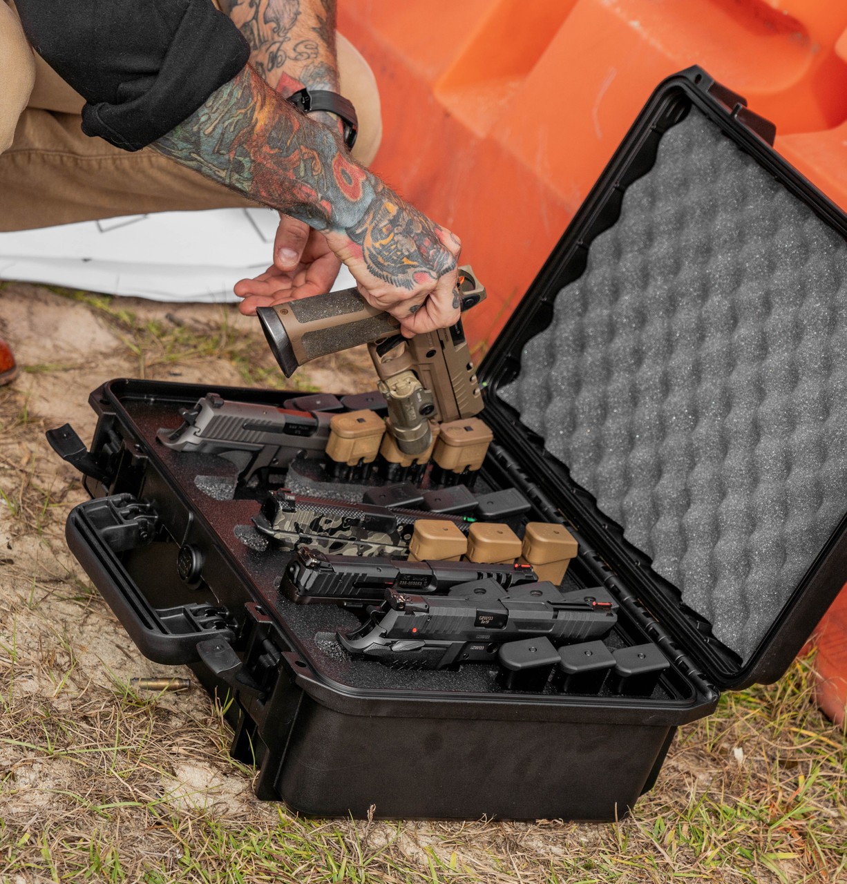 5 Pistol 18 Magazine V300 VAULT Hard MyCaseBuilder Case and Custom