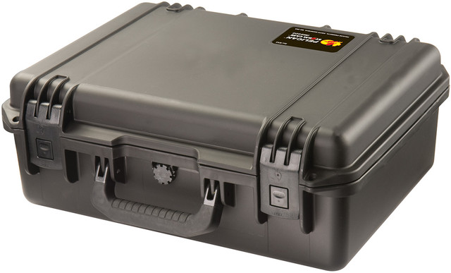 ペリカンケース ストームケース　im2075 Amazon.com: Pelican Storm iM2075 Case With Foam (Black