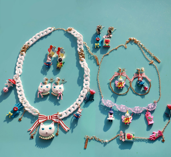Magic Cat Necklace