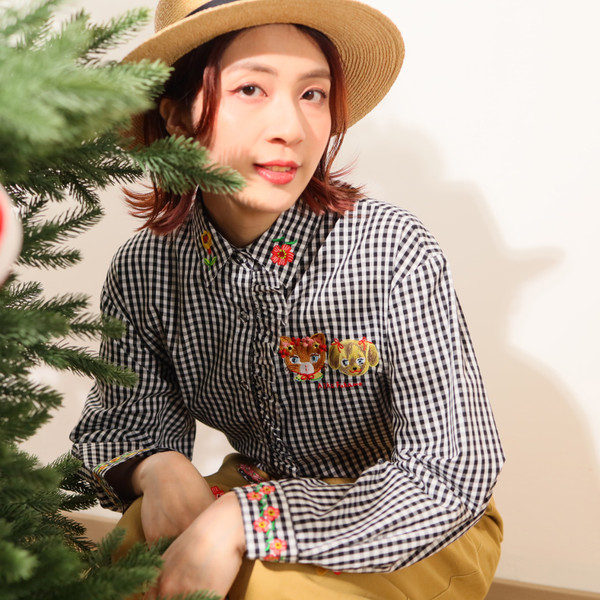 AF251101 Emboridered Check Shirt