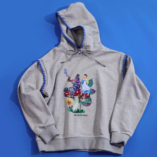 Print Hoodie with Embroidery Edge