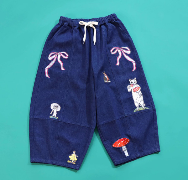YOCO - YC260702 Embroidered Balloon Jeans