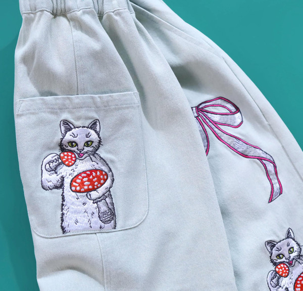 YOCO - YC260702 Embroidered Balloon Jeans