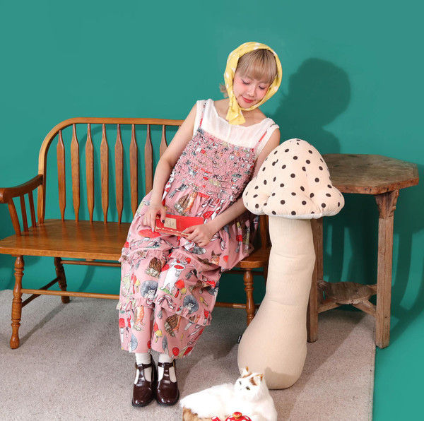 YOCO - YC260802 Ruffle layers pattern vest