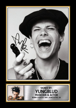 YUNGBLUD Signed Poster Print – Black & White Music Wall Art – Autograph Style Collectors Poster – Alternative Rock Musician Decor for Bedroom, Office, Studio & Fan Gifts