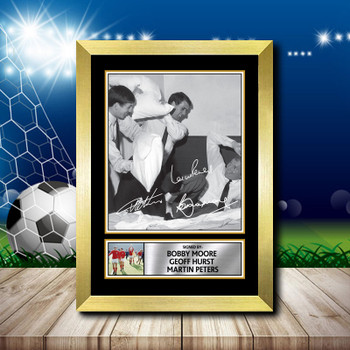 Bobby Moore Geoff Hurst Martin Peters 2 Signed Autographed Footballers Star Poster Print Framed Merch Gift Bobby Moore Geoff Hurst Martin Peters 2 Signed Autographed Footballers Star Poster Print Framed Merch Gift